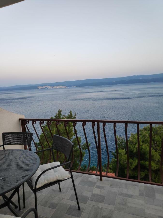 Apartmani Mara I Kata Omis Exterior photo